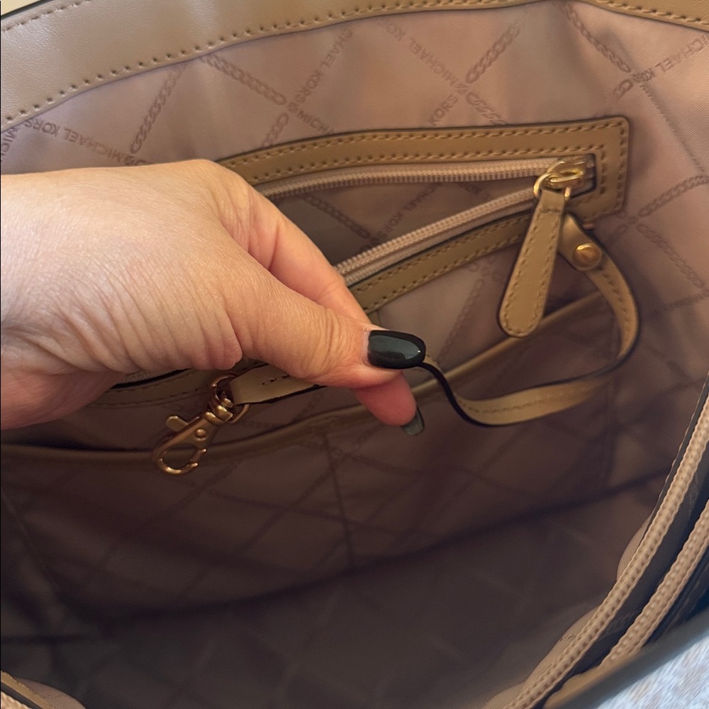 Authentic Michael Kors - image 6